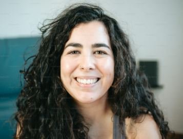 Ana M. - Estudiante - 22 años